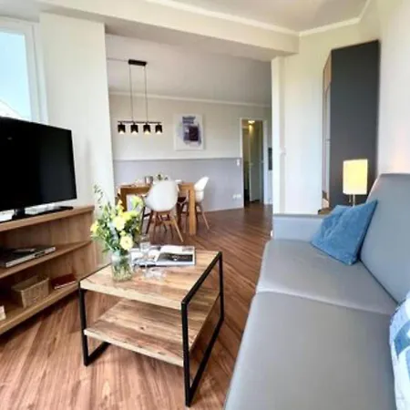 Apartment Mit Aufzug Und Balkon Auf Ruegen Sellin (Rugen)